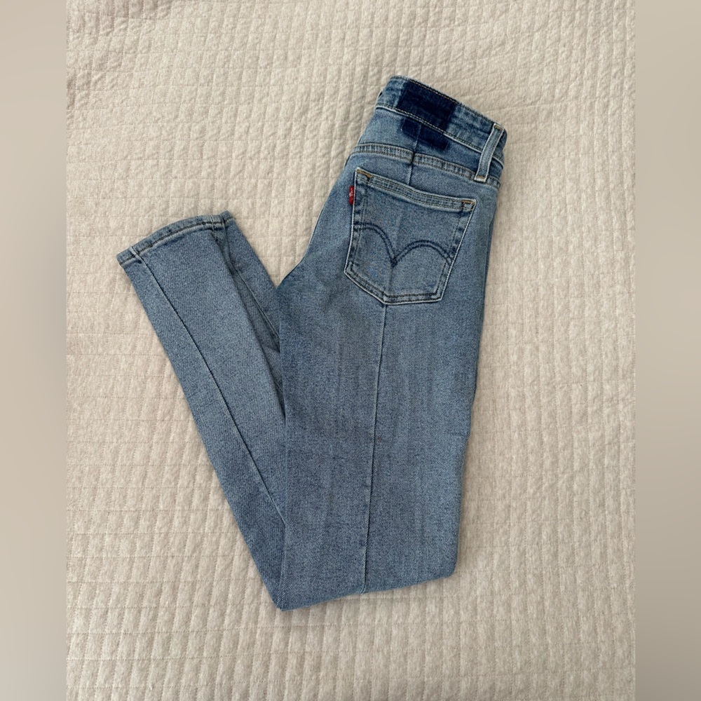 Levi’s Altered 711 Skinny Jeans